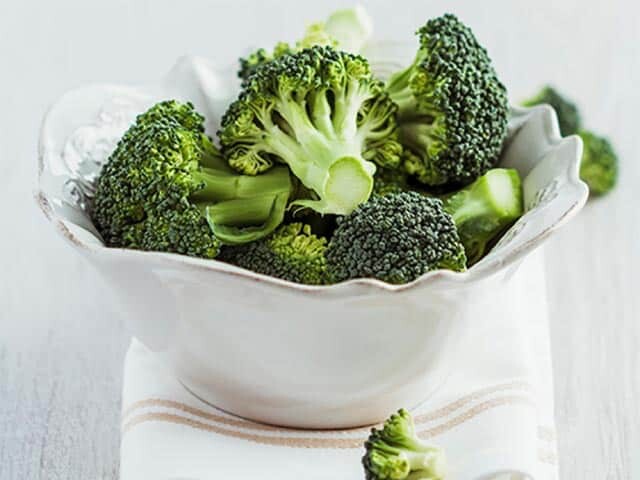 Bowl of broccoli