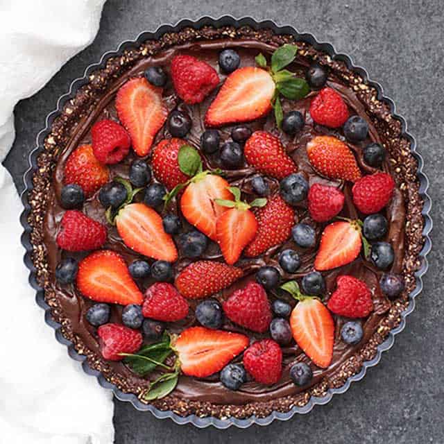 No Bake Chocolate Berry Tart