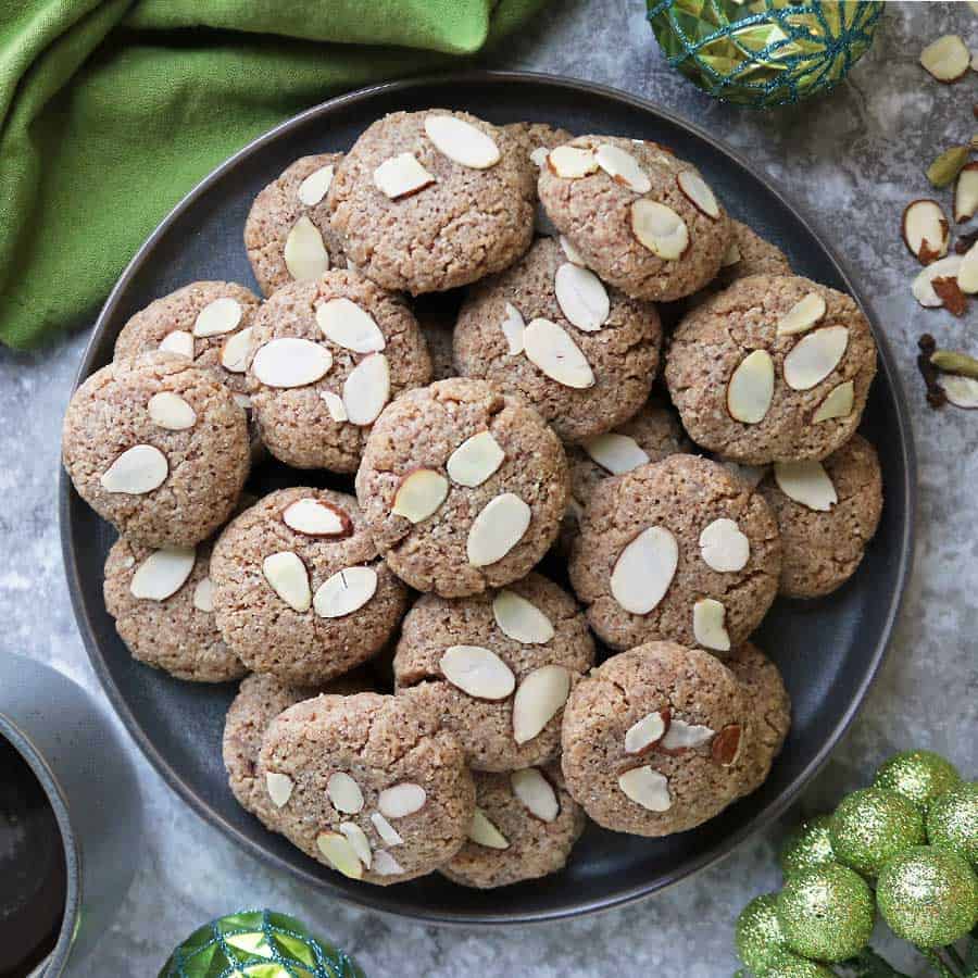 Keto Almond Cookies