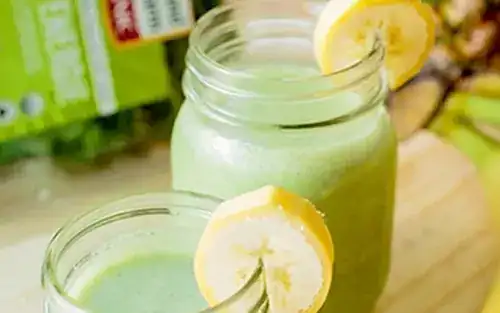 Tropical Green Smoothie